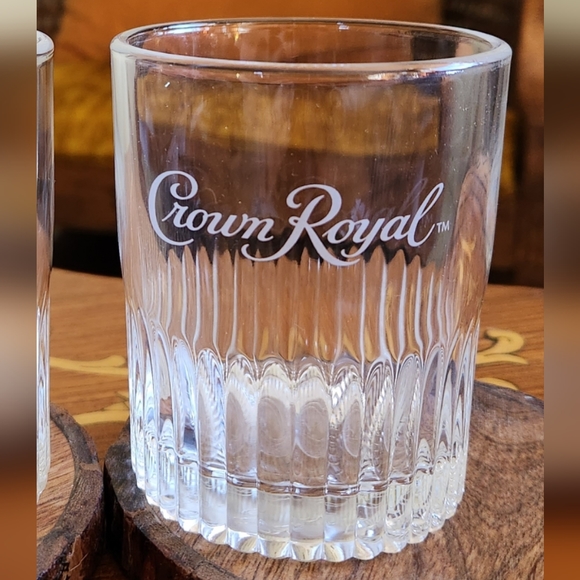 Crown Royal bar glasses - set of 2 - Picture 1 of 5